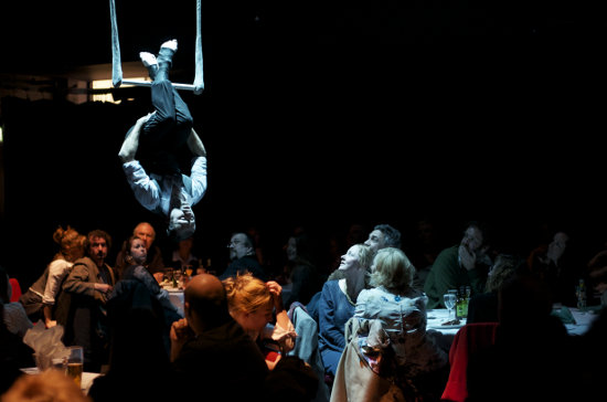 Crashmat Collective, Façade